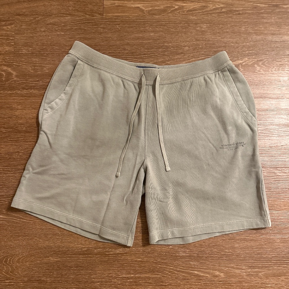 Vineyard Vines Surfside Shorts